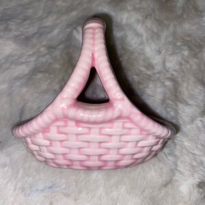 Vintage Woven Basket Weave Ceramic Trinket Dish Handle Pink 3x4